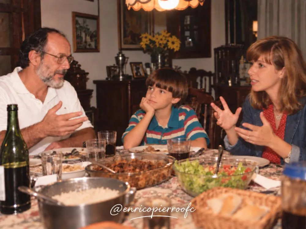 A mesa que ninguém senta mais.